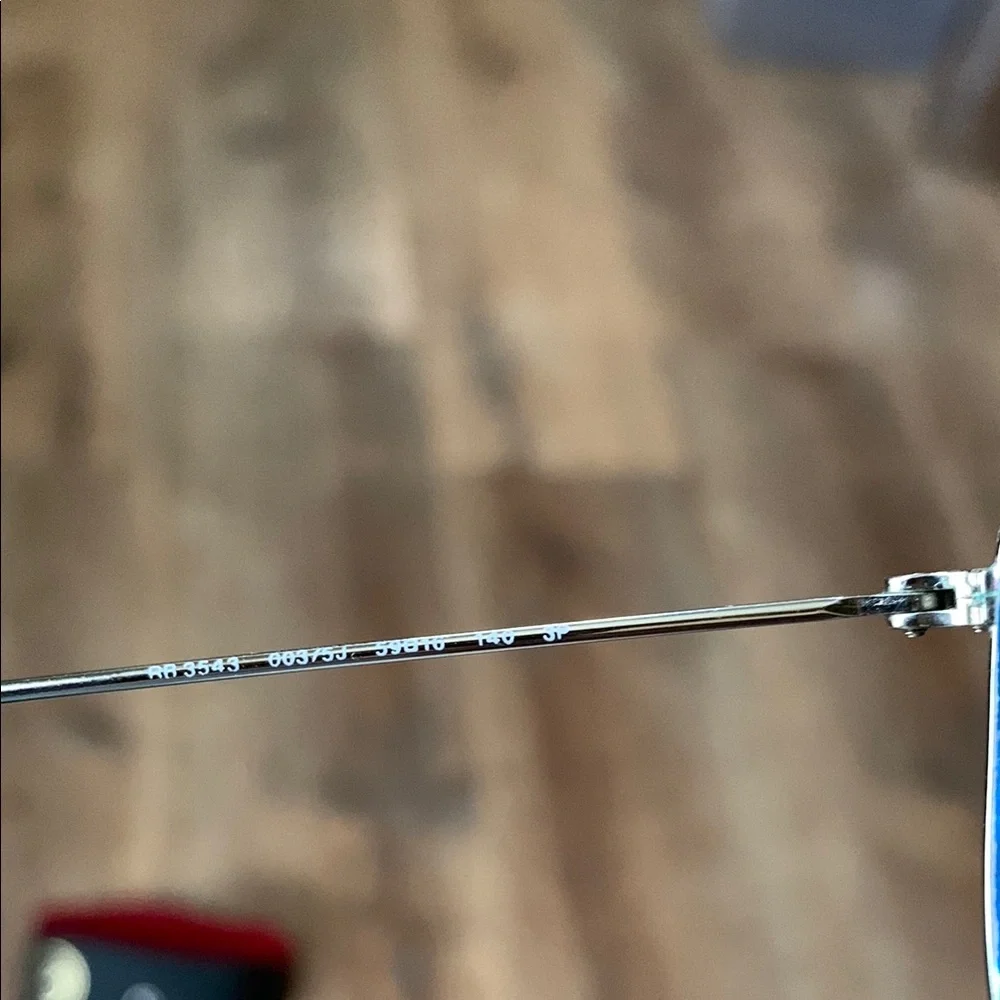 Ray-Ban Aviator Chromanse Sunglasses with Case Unisex - Picture 6 of 11